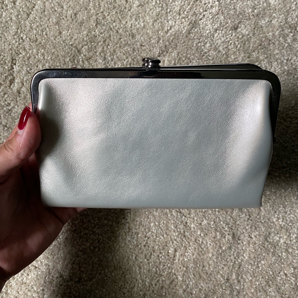 HOBO Clutch Wallet (Opal Silver Cream) NWOT